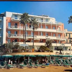 Perelli Aparthotel Loano