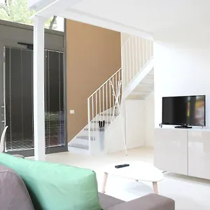 https://your-lovely-apartment-in-the-heart-of-the-canals.it-lombardy.com